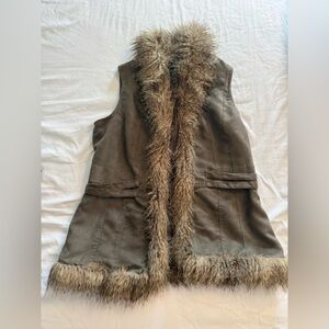 Bagatelle Olive Faux Fur Trim Vest